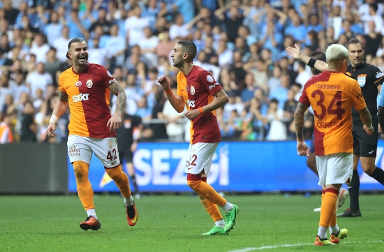 Galatasaray, Rekorlarla Yürüyüşünü Sürdürdü!