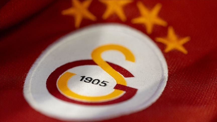 Galatasaray'da transfer ayrılığa bağlı!